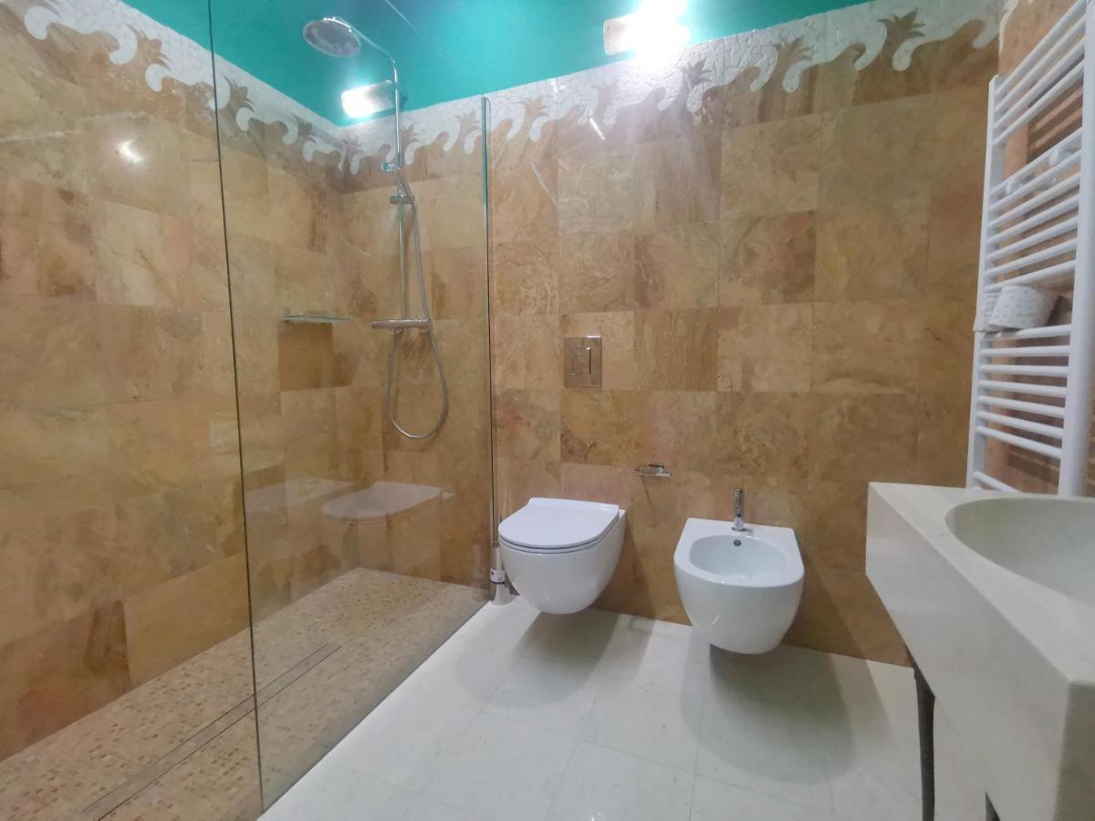 Speciale Tarshito Guesthouse Bari Exterior foto