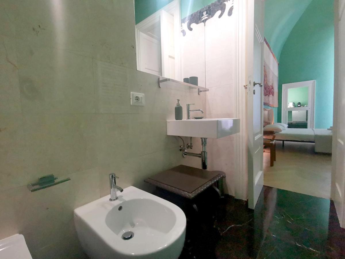 Speciale Tarshito Guesthouse Bari Exterior foto